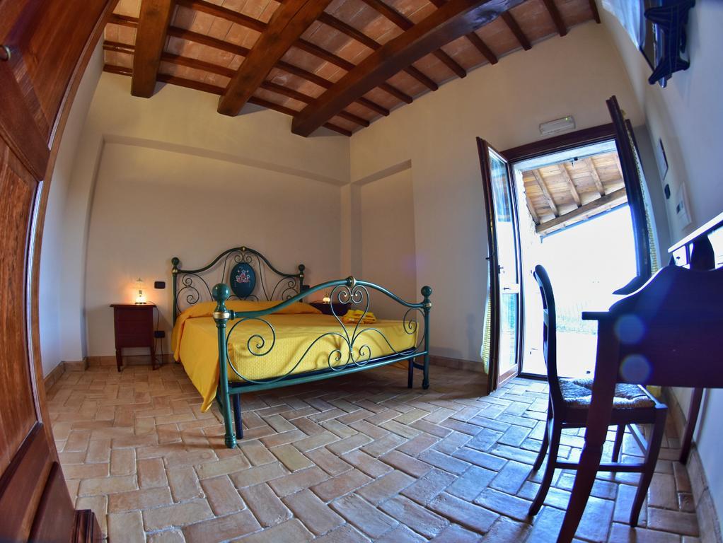 Agriturismo Isola Verde Sant'Urbano Exterior photo